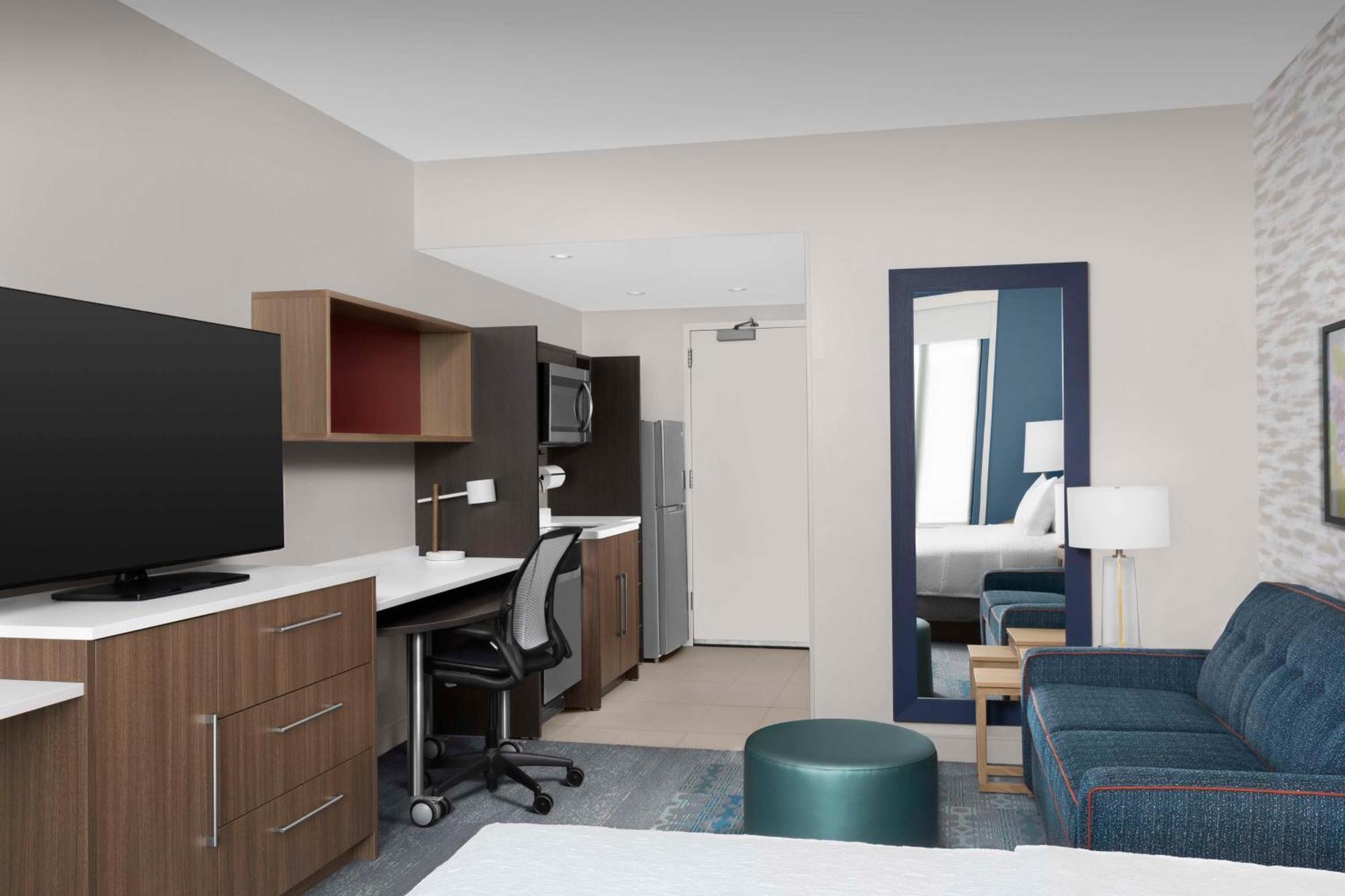 Home2 Suites By Hilton Фолс Чърч Екстериор снимка