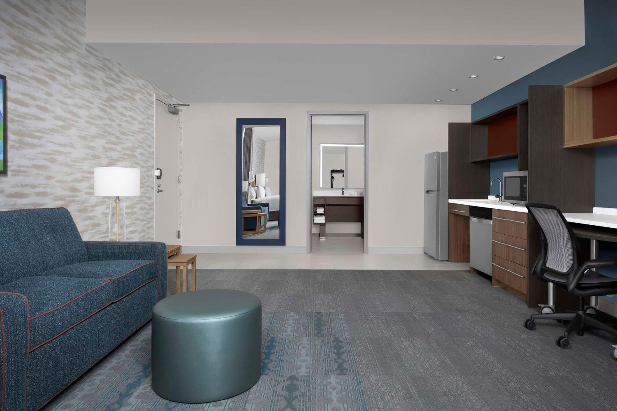 Home2 Suites By Hilton Фолс Чърч Екстериор снимка
