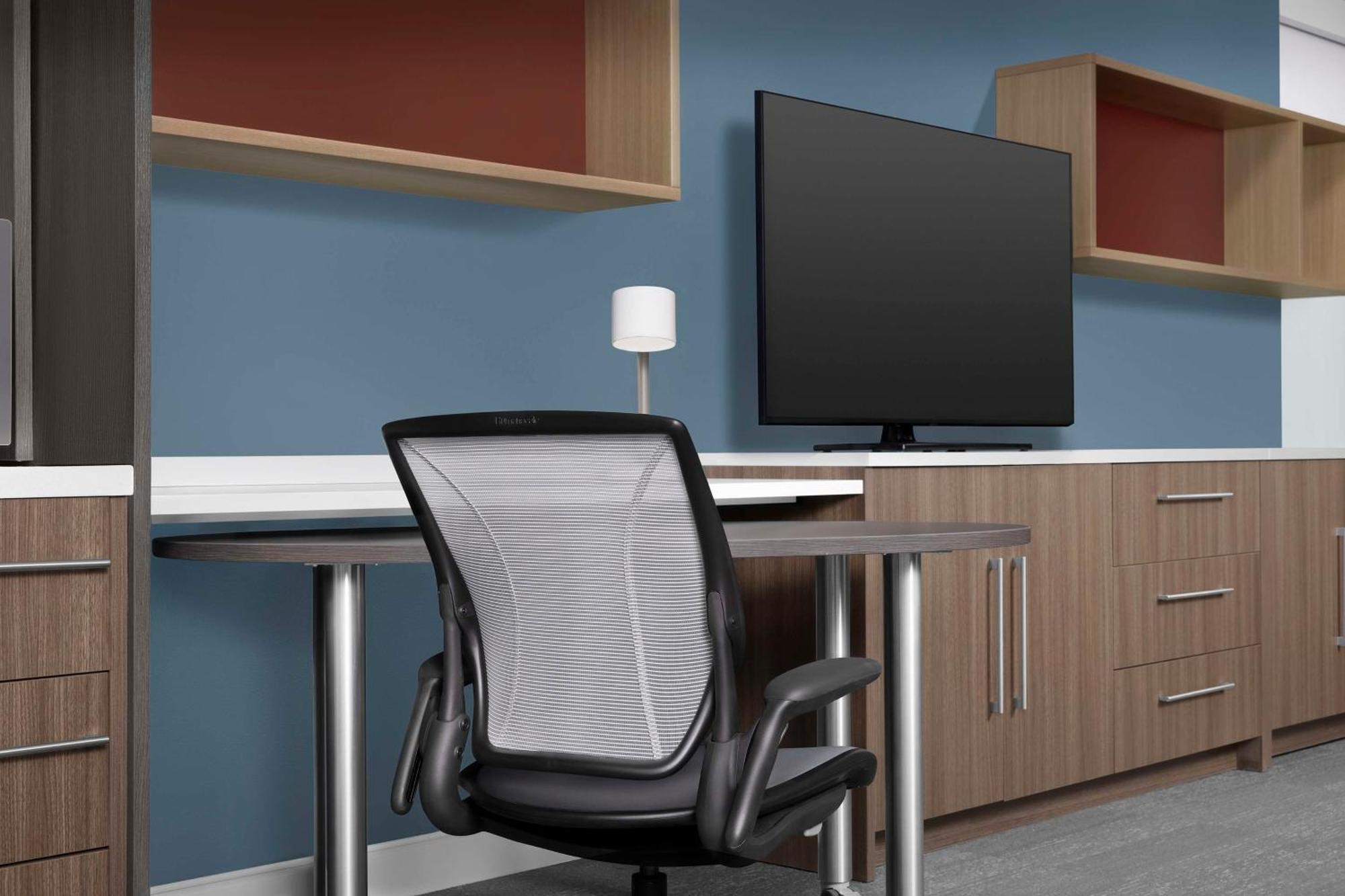 Home2 Suites By Hilton Фолс Чърч Екстериор снимка